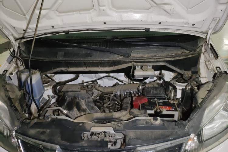 Used Nissan NV200 2016 Revised Version 1.6L Manual Luxury Edition Engine Bay