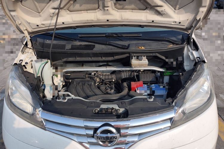 Used Nissan NV200 2016 1.6L CVT Luxury Model Engine Bay