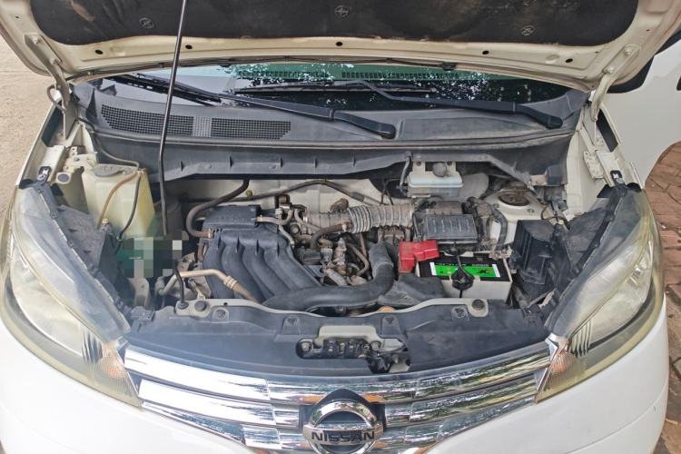 Used Nissan NV200 2016 1.6L CVT Luxury Model Engine Bay