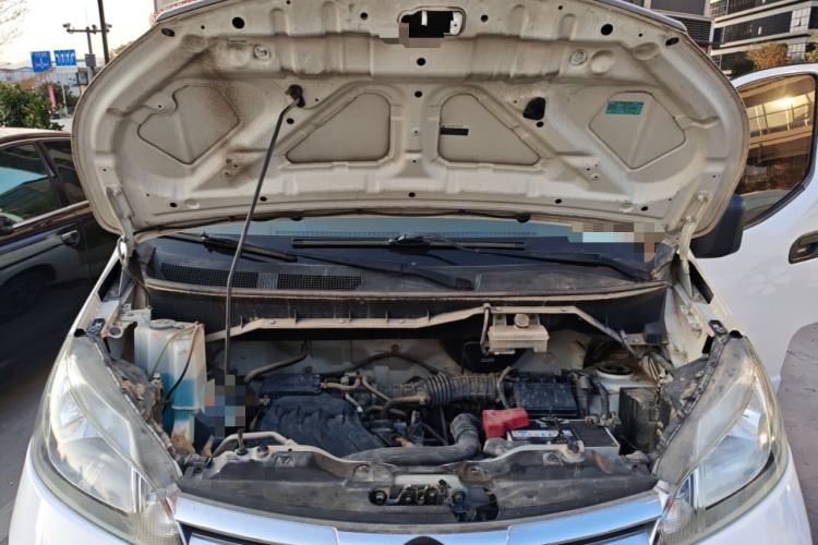 Used Nissan NV200 2016 Revised Version 1.6L CVT Luxury Edition Engine Bay