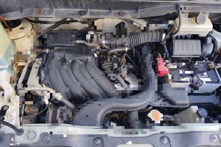 Used Nissan NV200 2016 1.6L CVT Deluxe Model Engine Bay