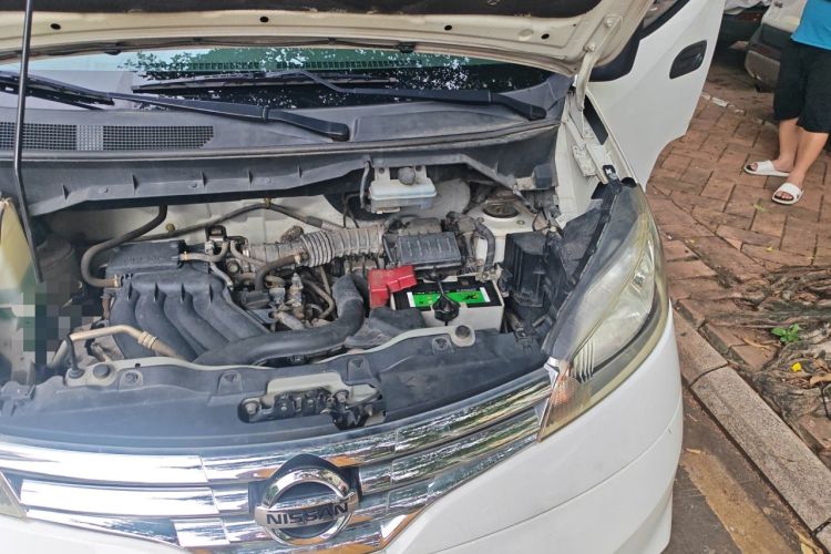 Used Nissan NV200 2016 1.6L CVT Luxury Model Engine Bay Left