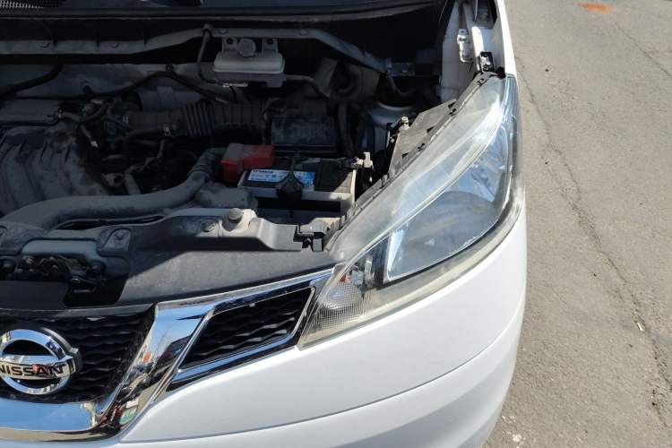 Used Nissan NV200 2016 Revised Version 1.6L Manual - Zunya Trim Engine Bay Left