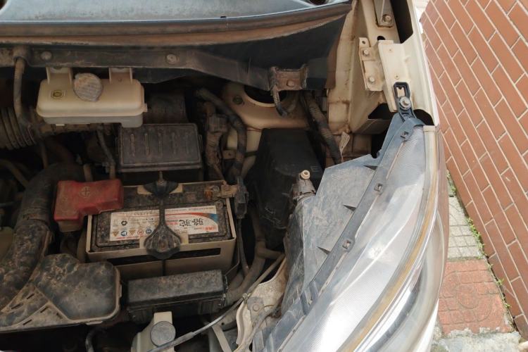 Used Nissan NV200 2016 Revised Version 1.6L CVT Luxury Edition Engine Bay Left