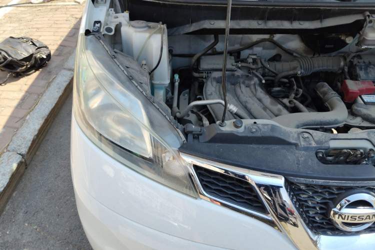 Used Nissan NV200 2016 Revised Version 1.6L Manual - Zunya Trim Engine Bay Right