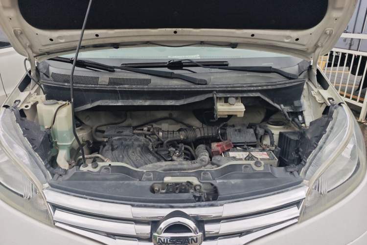 Used Nissan NV200 2016 1.6L CVT Luxury Model Engine Bay