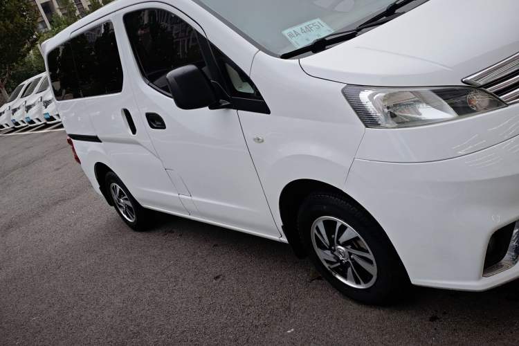 Used Nissan NV200 2016 1.6L CVT Deluxe Model Exterior 2