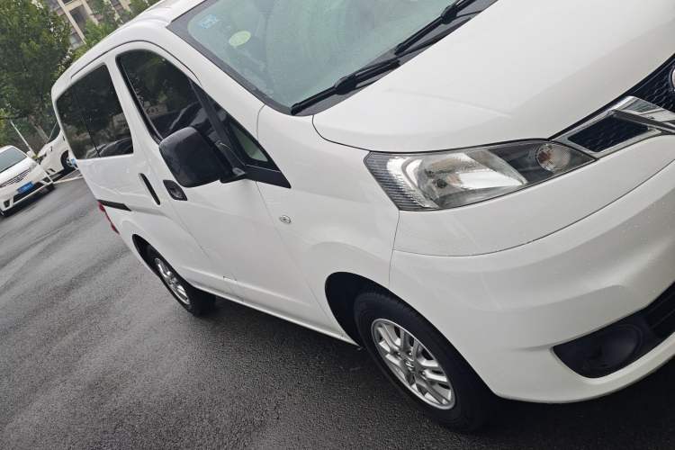Used Nissan NV200 2016 Revised Version 1.6L Manual Luxury Edition Exterior 2
