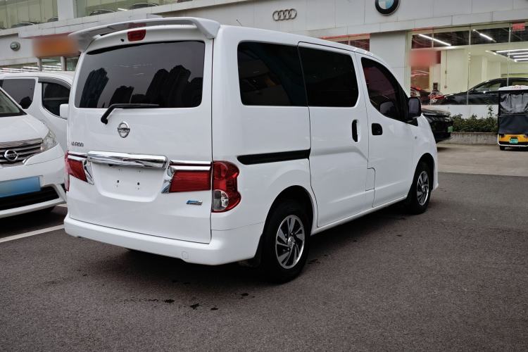 Used Nissan NV200 2016 1.6L CVT Deluxe Model Exterior 5