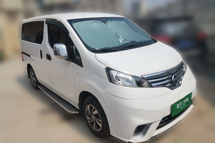 Used Nissan NV200 2016 Revised Version 1.6L CVT Deluxe Edition Front Right 45 Deg