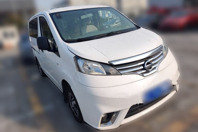 Used Nissan NV200 2016 1.6L CVT Luxury Model Front Right 45 Deg