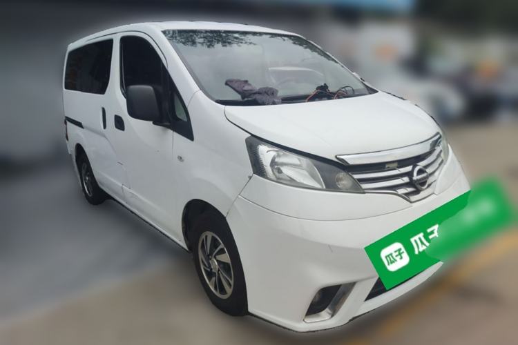 Used Nissan NV200 2016 Revised Version 1.6L CVT Luxury Edition Front Right 45 Deg