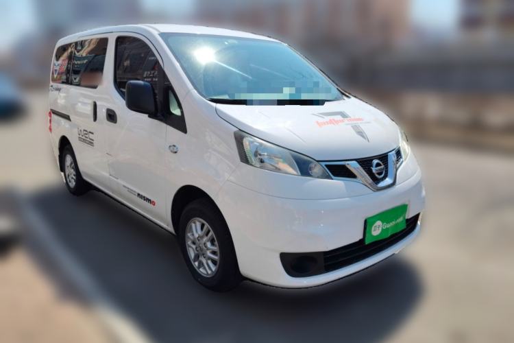 Used Nissan NV200 2016 Revised Version 1.6L Manual - Zunya Trim Front Right 45 Deg