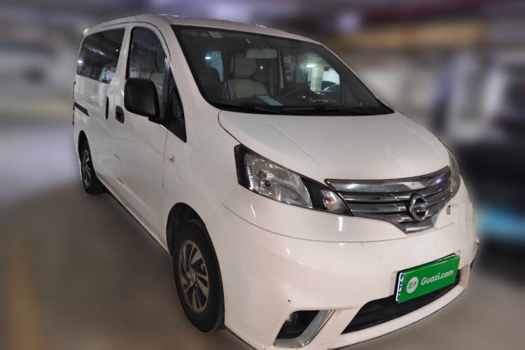 Used Nissan NV200 2016 Revised Version 1.6L CVT Luxury Edition Front Right 45 Deg