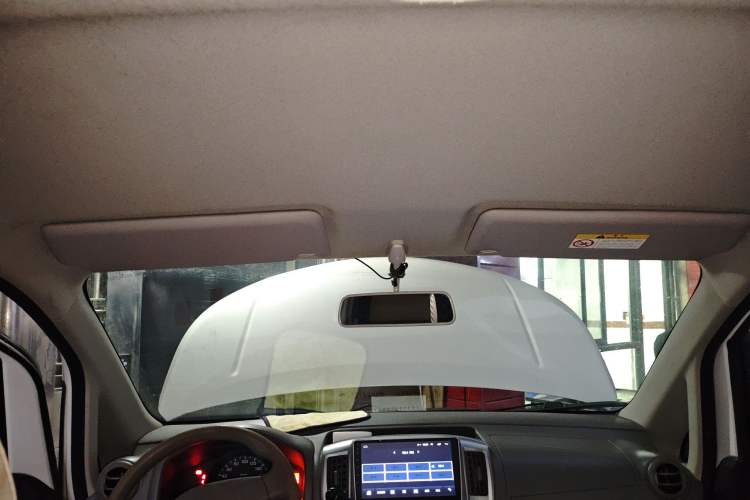 Used Nissan NV200 2016 1.6L Manual Luxury Model Headliner