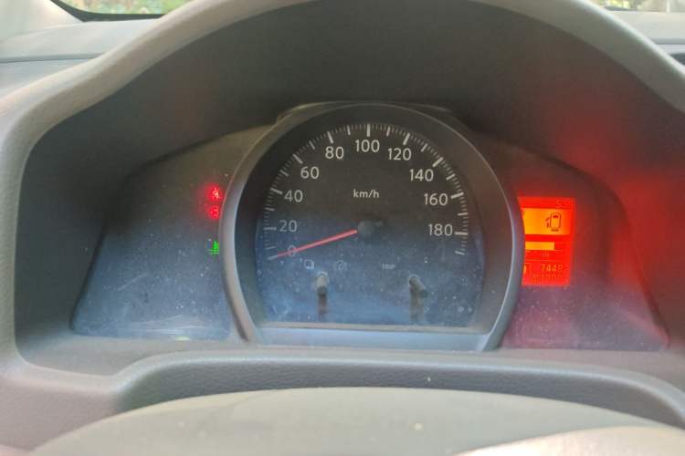 Used Nissan NV200 2016 Revised Version 1.6L CVT Luxury Edition Instrument Cluster