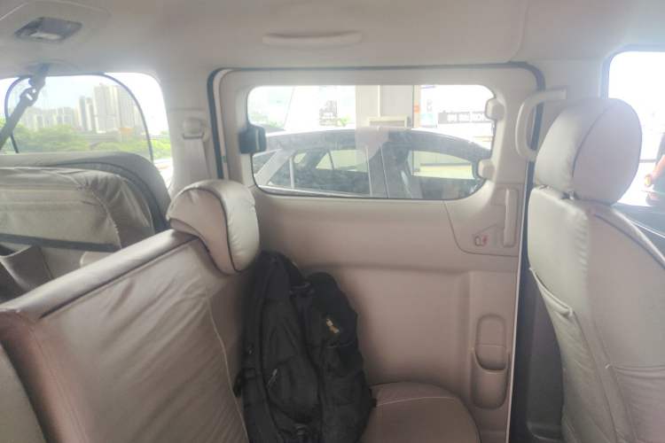 Used Nissan NV200 2016 Revised Version 1.6L CVT Deluxe Edition Interior 7