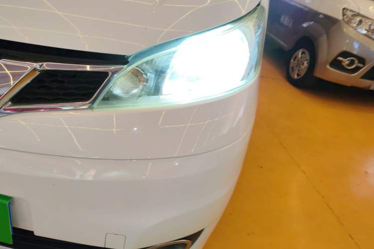 Used Nissan NV200 2016 Revised Version 1.6L Manual Luxury Edition Left Front Headlight