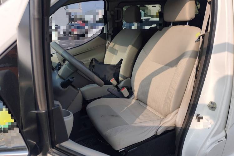 Used Nissan NV200 2016 1.6L CVT Luxury Model Left Front Seat