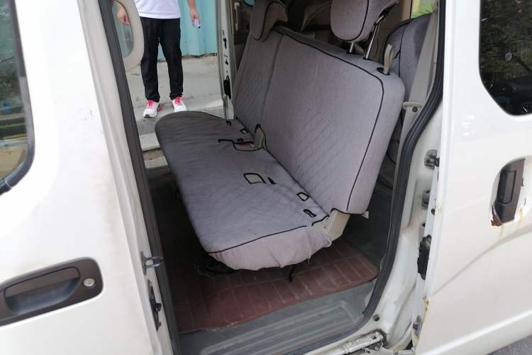 Used Nissan NV200 2016 1.6L CVT Luxury Model Left Rear Seat