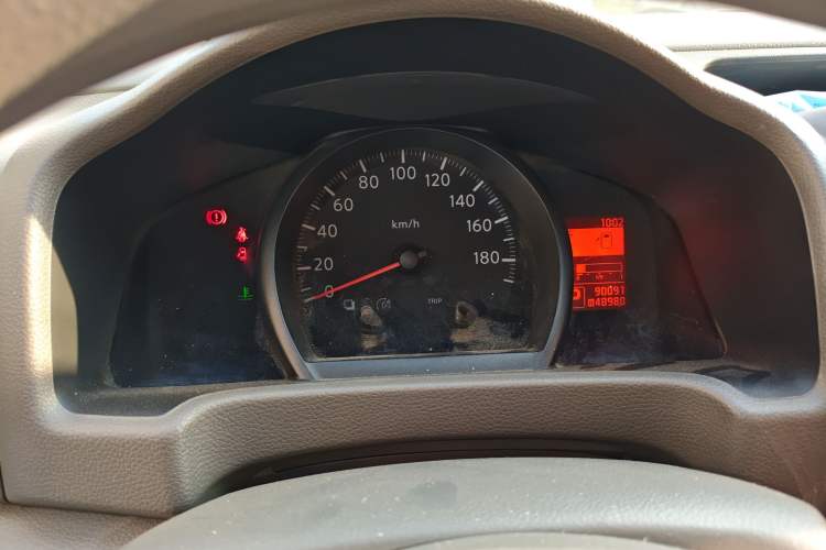 Used Nissan NV200 2016 Revised Version 1.6L CVT Luxury Edition Odometer Close Up