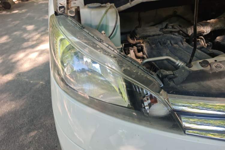 Used Nissan NV200 2016 Revised Version 1.6L CVT Luxury Edition Right Front Headlight