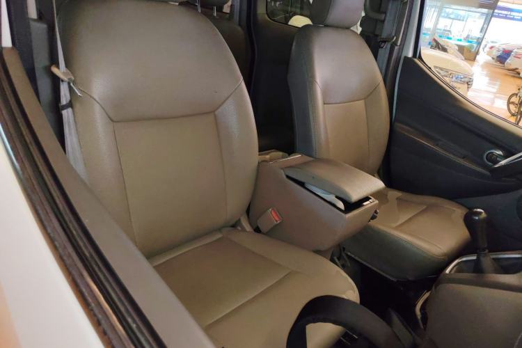 Used Nissan NV200 2016 Revised Version 1.6L Manual Luxury Edition Right Front Seat