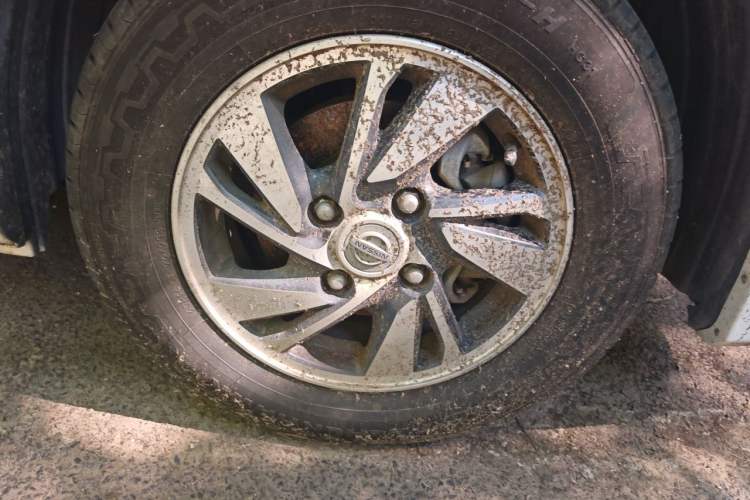 Used Nissan NV200 2016 Revised Version 1.6L CVT Luxury Edition Right Front Wheel Hub