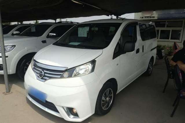 Ojetý Nissan NV200 2016 Revised Version 1.6L CVT Luxury Edition