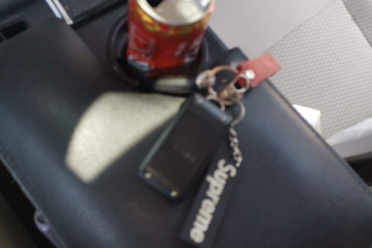 Used Nissan NV200 2016 Revised Version 1.6L CVT Deluxe Edition Vehicle Key