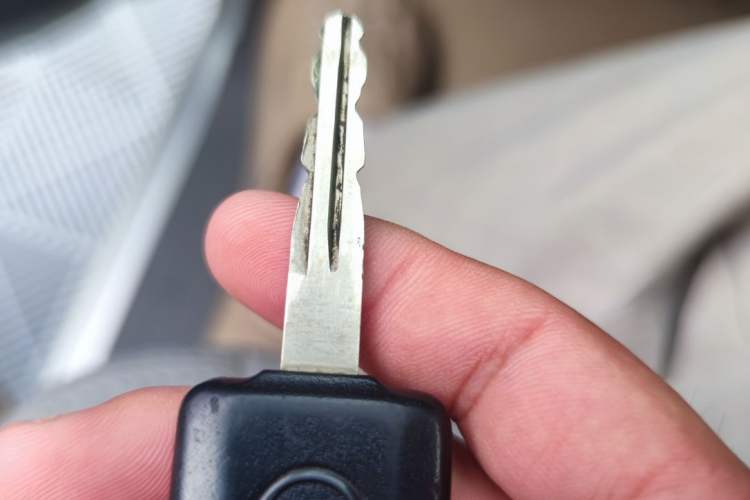 Used Nissan NV200 2016 Revised Version 1.6L CVT Luxury Edition Vehicle Key