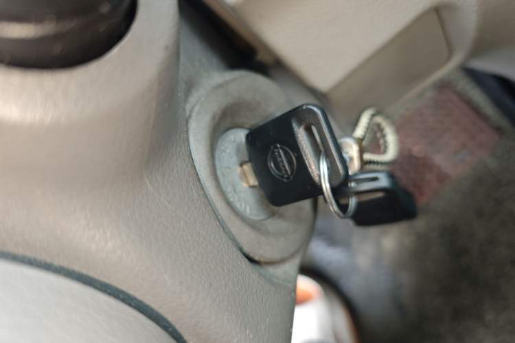 Used Nissan NV200 2016 1.6L CVT Luxury Model Vehicle Key