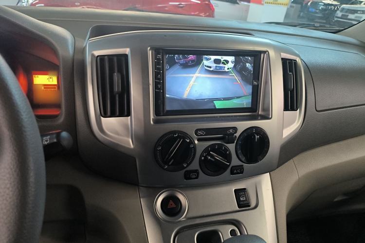 Used Nissan NV200 2018 1.6L CVT Luxury Model Audio And AC Panel