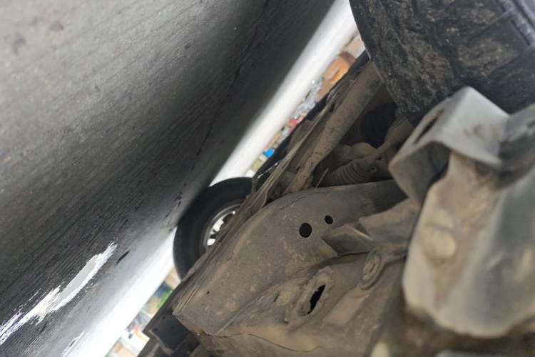 Used Nissan NV200 2018 1.6L CVT Luxury Model Chassis Front Left
