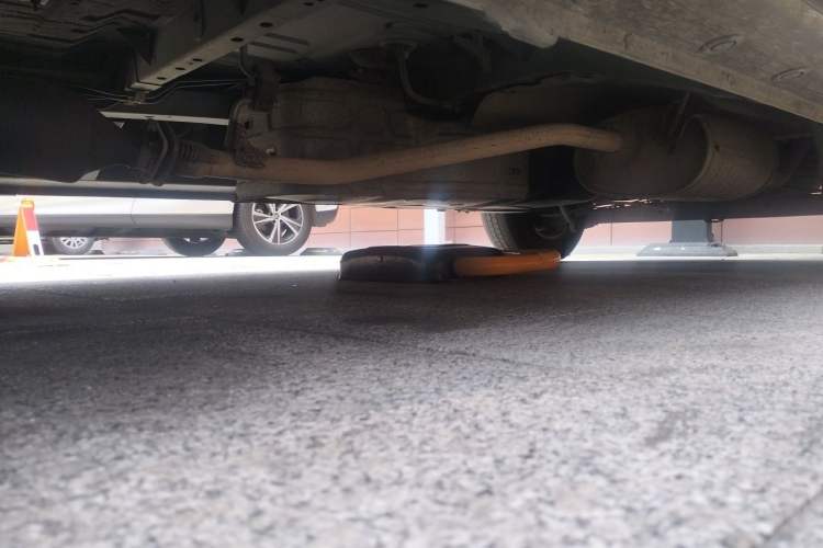 Used Nissan NV200 2018 1.6L CVT Luxury Model Chassis Front Left