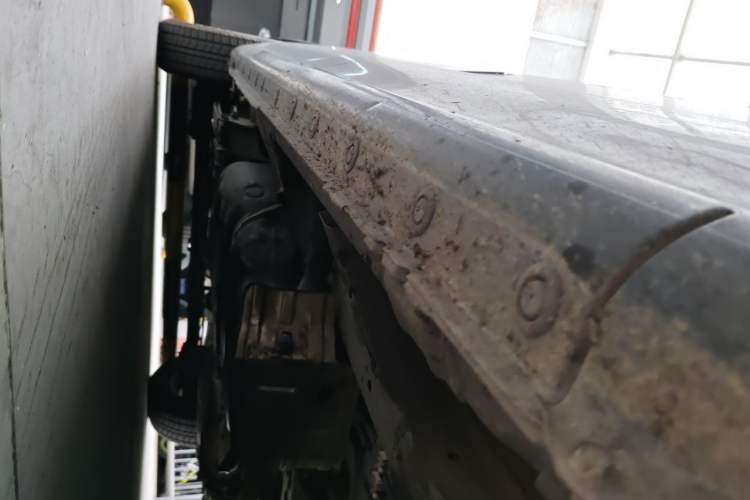 Used Nissan NV200 2018 1.6L CVT Luxury Model Chassis Front Right