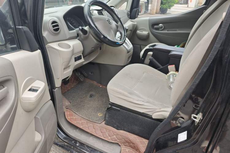 Used Nissan NV200 2018 1.6L CVT Luxury Model Driver Seat