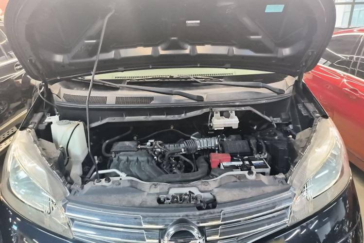 Used Nissan NV200 2018 1.6L CVT Luxury Model Engine Bay