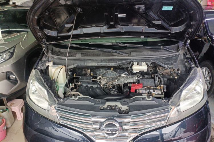 Used Nissan NV200 2018 1.6L CVT Luxury Model Engine Bay
