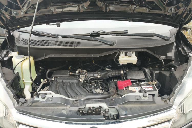 Used Nissan NV200 2018 1.6L CVT Luxury Model Engine Bay