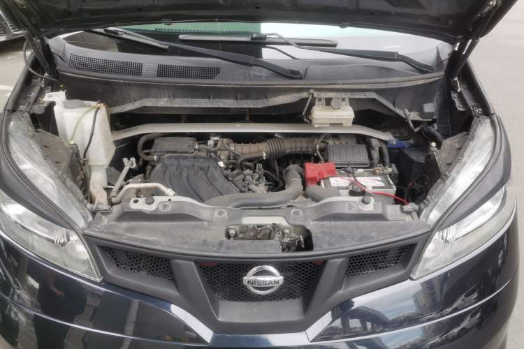 Used Nissan NV200 2018 1.6L CVT Luxury Model Engine Bay