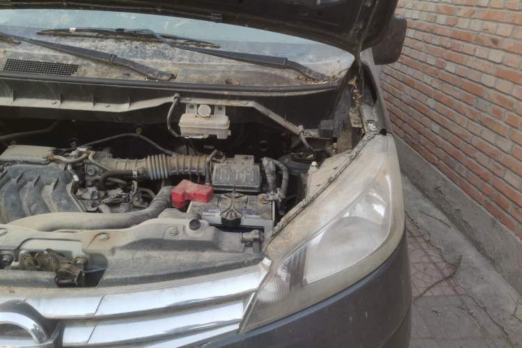 Used Nissan NV200 2018 1.6L CVT Luxury Model Engine Bay Left