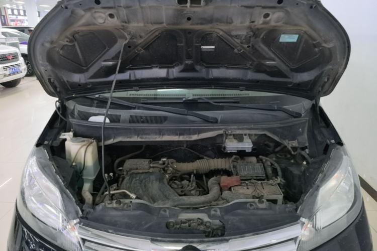 Used Nissan NV200 2018 1.6L CVT Luxury Model Engine Bay