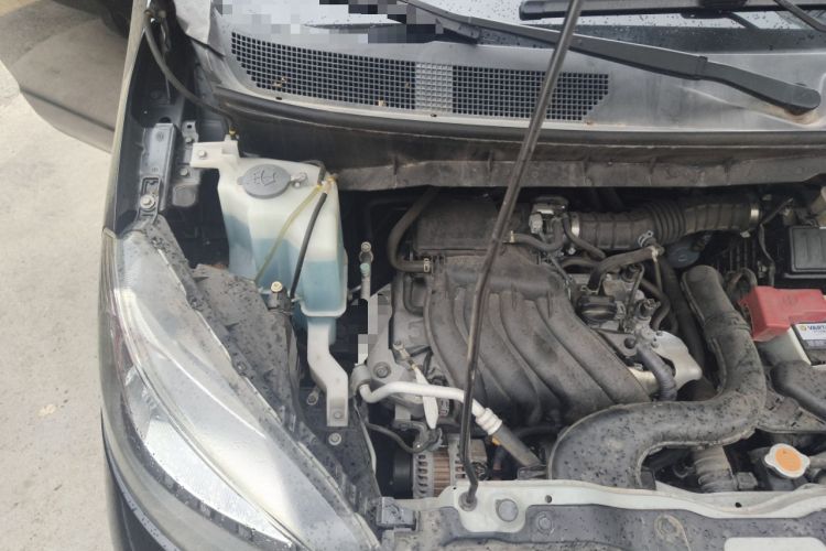 Used Nissan NV200 2018 1.6L CVT Luxury Model Engine Bay Right