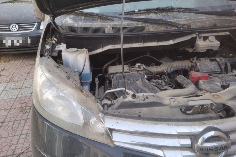 Used Nissan NV200 2018 1.6L CVT Luxury Model Engine Bay Right