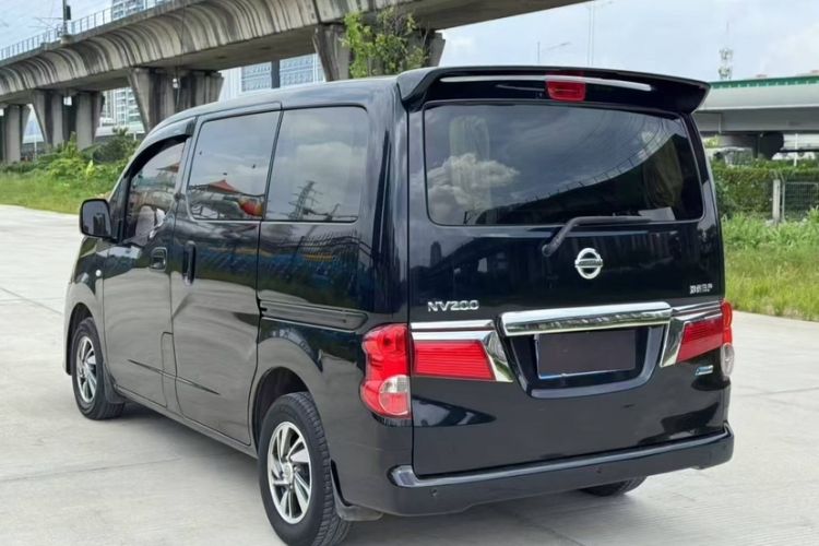 Used Nissan NV200 2018 1.6L CVT Luxury Model Exterior 3