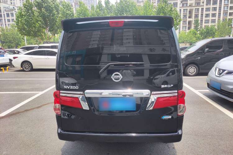 Used Nissan NV200 2018 1.6L CVT Luxury Model Exterior 3