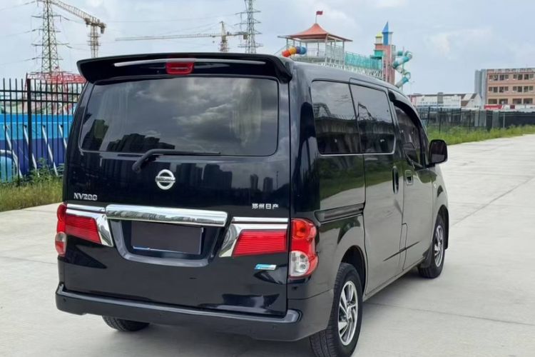 Used Nissan NV200 2018 1.6L CVT Luxury Model Exterior 4