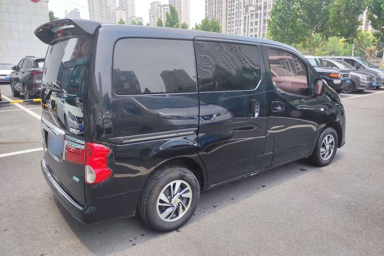 Used Nissan NV200 2018 1.6L CVT Luxury Model Exterior 5