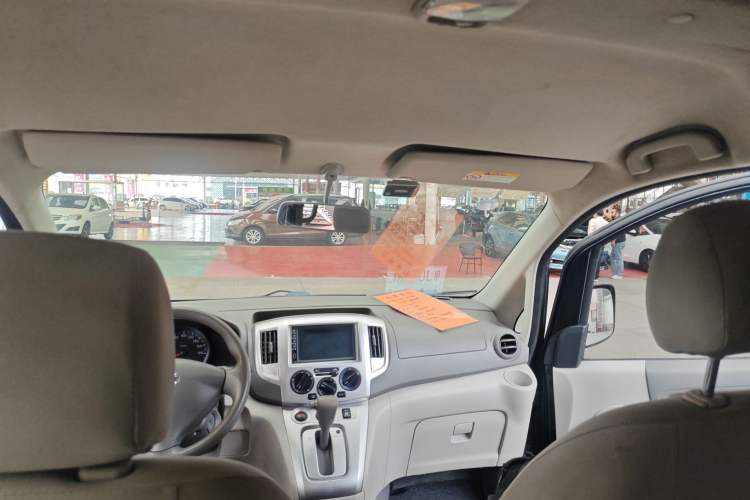 Used Nissan NV200 2018 1.6L CVT Luxury Model Headliner